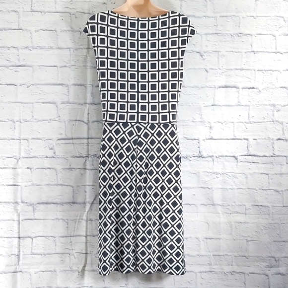 🔵BOGO FREE🔵 Lauren Ralph Lauren Dress w Twist at Waist Sz 12 - Picture 4 of 5